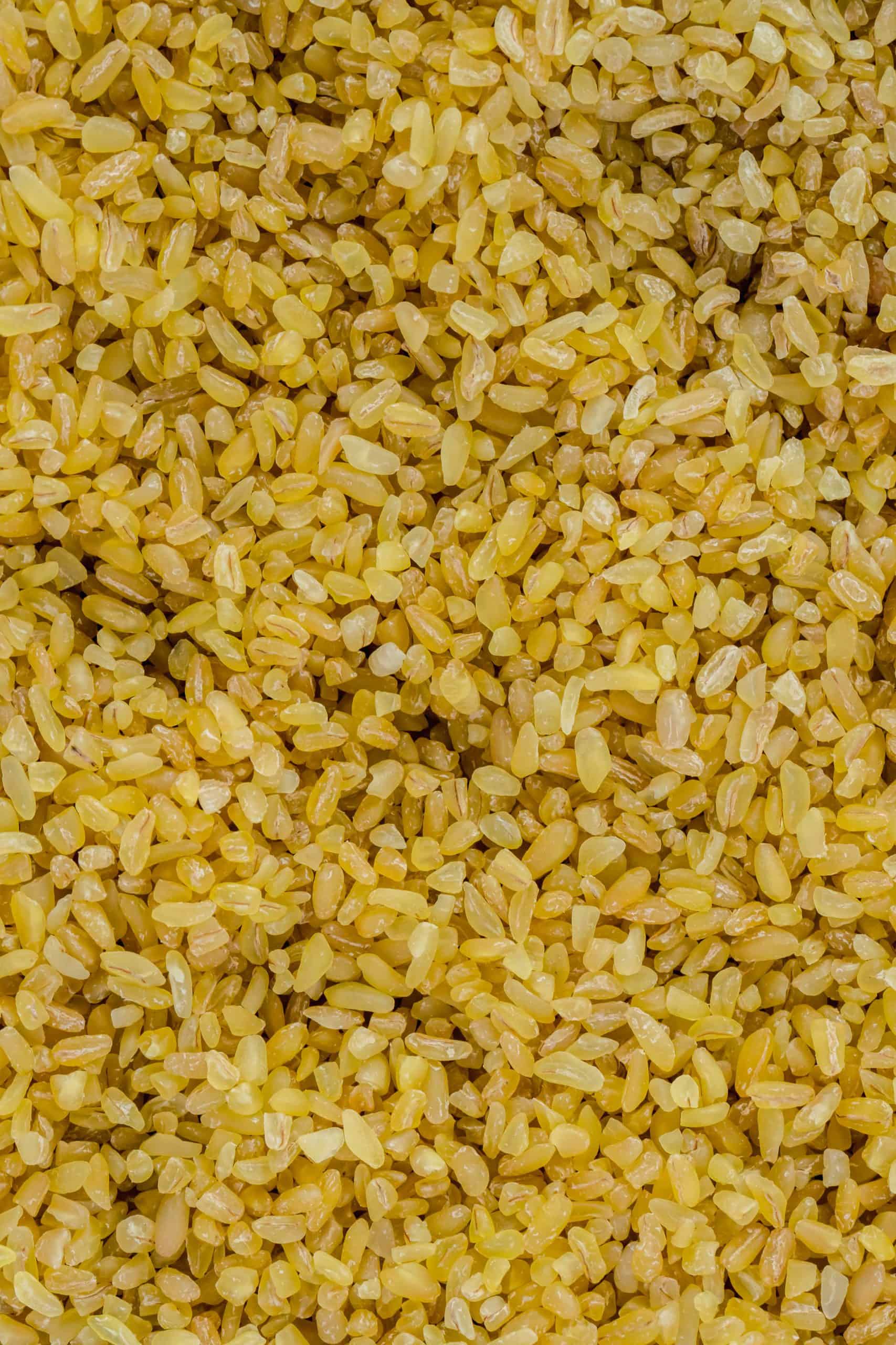 macro picture of coarse bulgur wheat