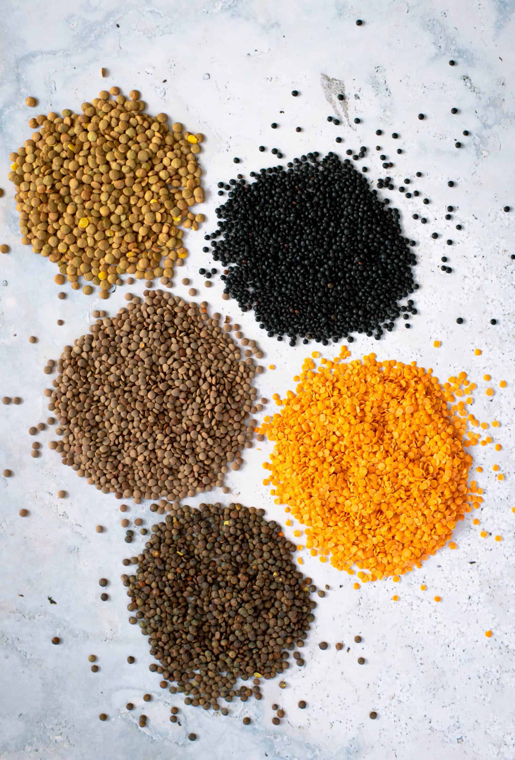 five different kind of dried lentils 